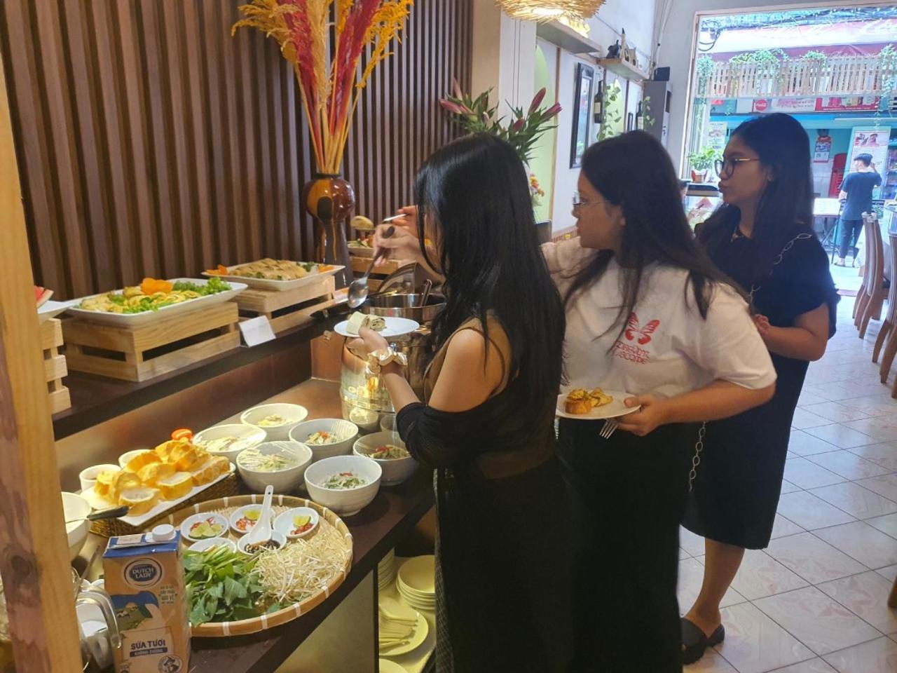 הו צ'י מין סיטי Na Nue Hotel מראה חיצוני תמונה
